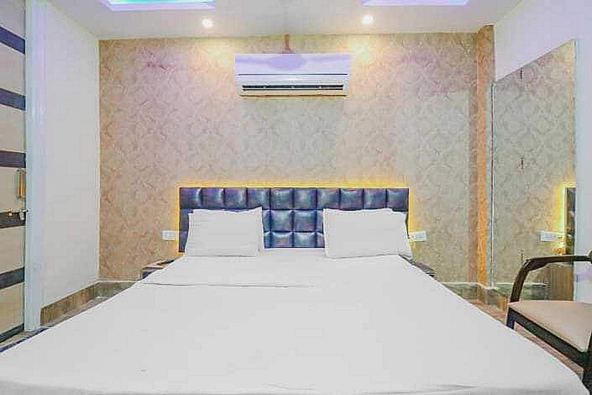 Super Hotel O Vivaan Residency Rohtak 外观 照片