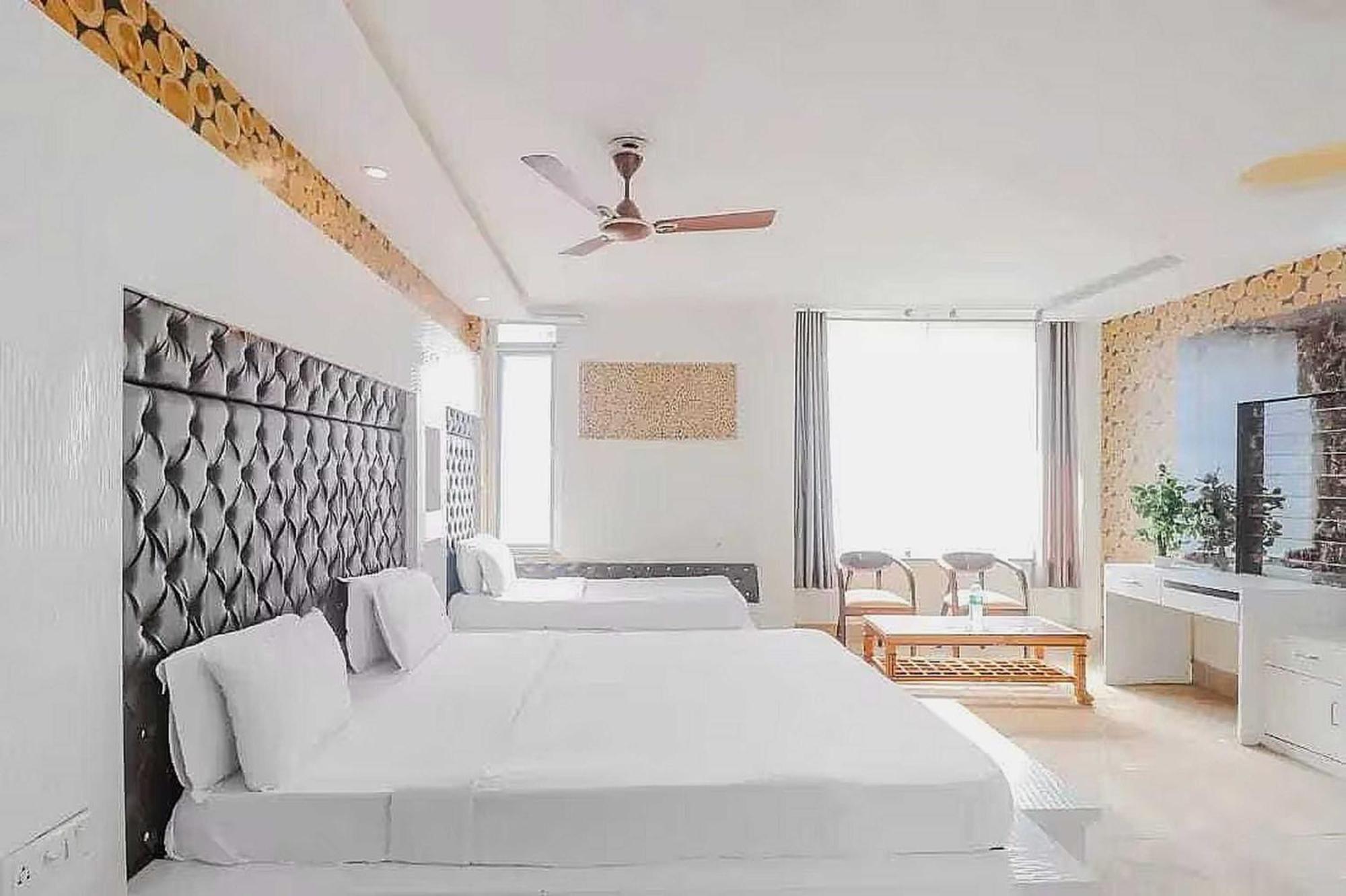 Super Hotel O Vivaan Residency Rohtak 外观 照片