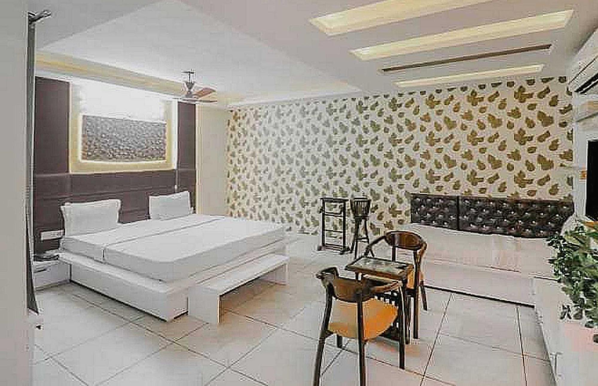 Super Hotel O Vivaan Residency Rohtak 外观 照片